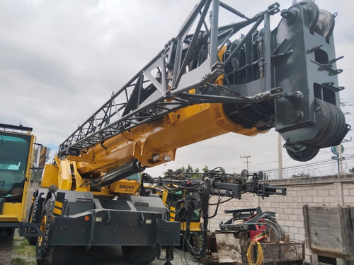 Grua Todo Terreno Grove Rt890e Año 2004 Capacidad 90 Tons