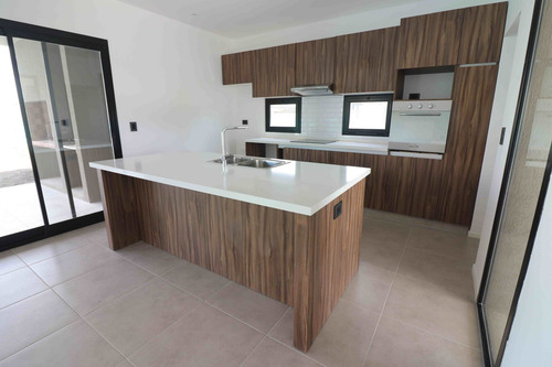 Imagen 8 de 30 de Casa En Venta En Barrio Privado Lagoon Pilar