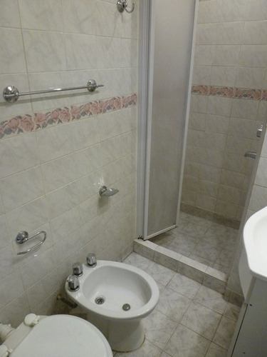 Imagen 8 de 14 de Departamento 2 Ambientes Con Dependencia En Venta En Mar Delplata