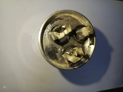 Capacitor 10 / 20 Y 30+5 Uf
