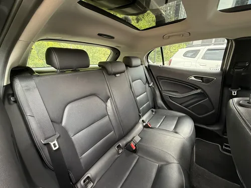 Mercedes-Benz Clase GLA 1.6 Urban