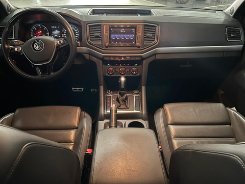 Imagen 11 de 25 de Volkswagen Amarok Highline V6 258 Cv Nd