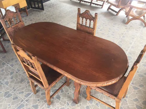 Juego De Comedor En Madera (Usado)