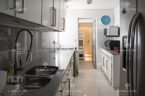 Gran Oportunidad De Venta, En La Zona Del Puerto De Punta Del Este.