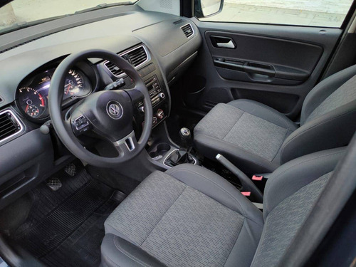 Imagem 8 de 8 de Volkswagen Fox 1.6 Mi 8v Flex 4p Manual