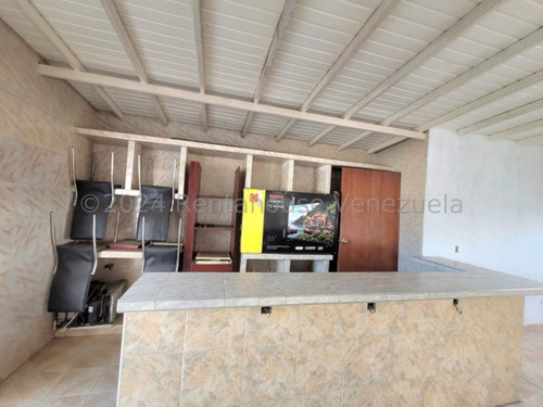 Milagros Inmuebles Edificio Venta Barquisimeto Lara Zona Centro Economica Residencial Economico Comercial Código Inmobiliaria Rent-a-house 25-140