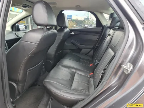 Ford Focus Titanium 2.0cc AT AA 4X2