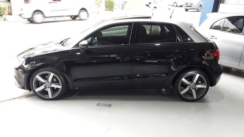 Audi A1 1.4 Tfsi Attraction S-tronic 5p 2015