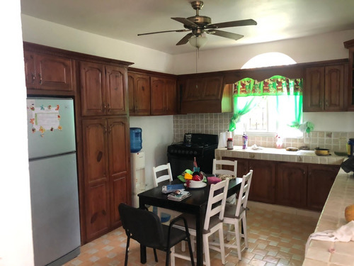 Vendo Villa En Los Pedregones De Bonao, República Dominicana