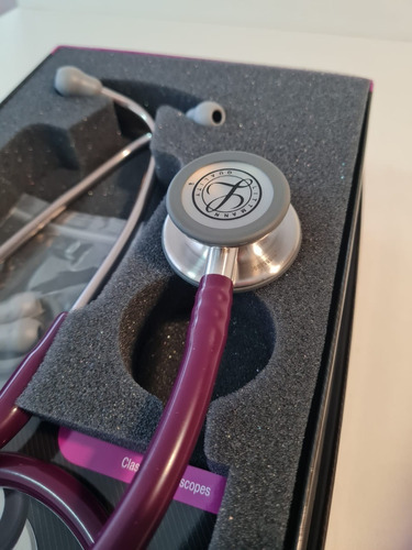 Estetoscópio 3m Littmann Classic Ill Cores Variadas Cor Roxo 5831