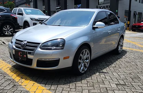 Volkswagen Bora 2.5 Style Active
