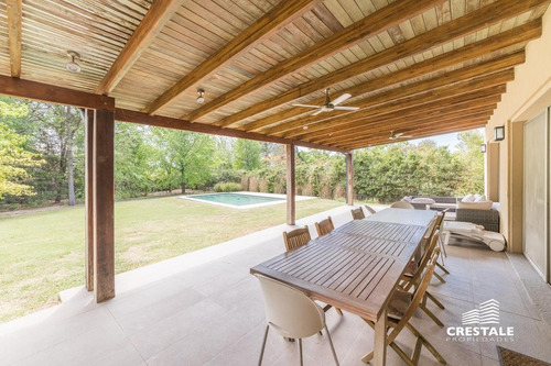 Imagen 18 de 30 de Excelente Casa De 5 Dormitorios En Venta - Rosario Golf Country Club