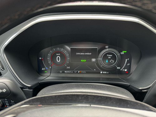 Ford Escape 2.5 titanium hev