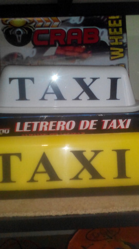 Aviso Taxi Amarillo Y Blanco Con Luz  Imantado 