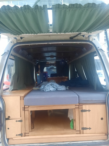 Imagen 4 de 23 de Mitsubishi L300 1998 2.5 Minibus