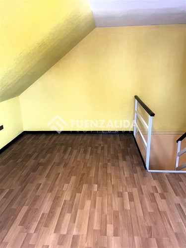 Casa Familiar En Venta De 4d 4b En Ciudad Satelite Maipú
