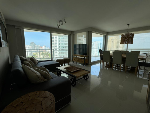 Departamento De 4 Dormitorios En Sunrise Punta Del Este - Alquiler