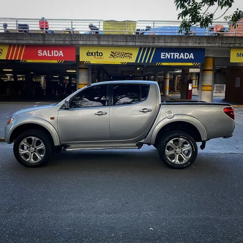Mitsubishi L200 Sportero 2.5 Superlujo