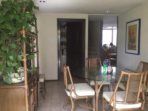 Imagen 2 de 21 de Casa En Venta En Lomas De Tecamachalco, Huixquilucan, Estado