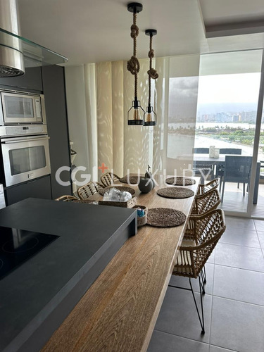 Gi + Luxury Nueva Esparta Ofrece En Alquiler Vacacional Apartamento Morro De La Mar   Superficie 173 Mts