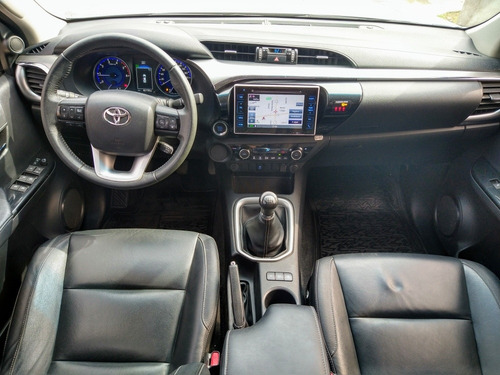 Toyota Hilux 2.8 Cd Srx 177cv 4x2 2018