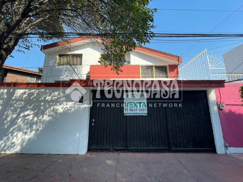  Venta Casas Jardines De Santa Monica T-df0017-0180 