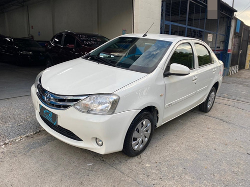 Toyota Etios Sedan X 1.5 16v 4p - 2016-2017