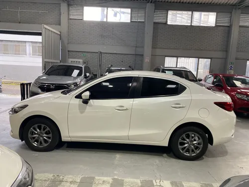 Mazda 2 1.5 Prime Sedan