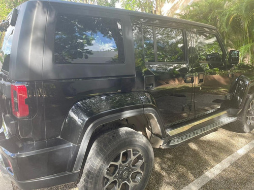 Baic Bj40 2022 4 Cilindros 2.3 Turbo 4x4 Techo Descapotable
