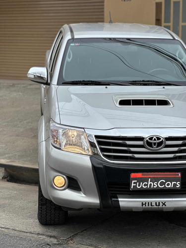 Toyota Hilux 3.0 Cd Srv Cuero 171cv 4x2