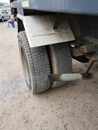 Ford 700 Volcador