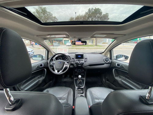 Ford Fiesta Kinetic 1.6 Titanium Powershift 120cv