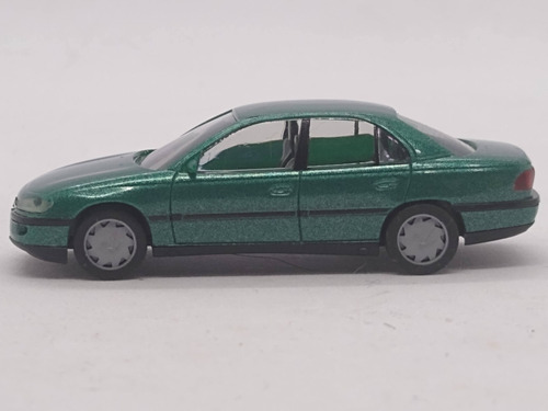 Nico Hermoso Opel Omega Sedan Herpa 1/87 (rhh 69)