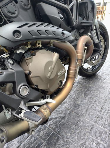 Imagen 13 de 25 de Ducati Monster 821 - No Yamaha Mt09, No Kawasaki Z900!