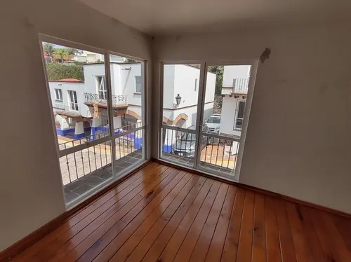 Casa Con Diseño 24 Horas 3 Recámaras Y Patio Privado
