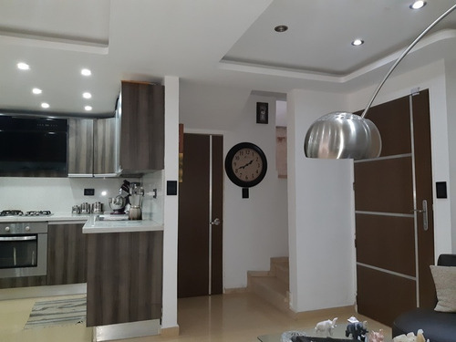 Imagen 2 de 19 de Marisol Castro Vende Townhouse En Villas De San Rafael | San Diego | Carabobo | Atth-153 Marisol 04244923040