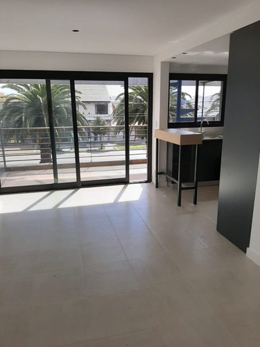 Venta Departamento 2 Ambientes Reciclado Vista Al Mar Con Dependencia
