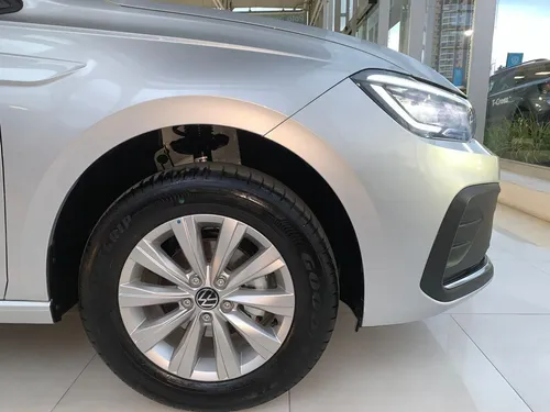 Volkswagen Virtus TRENDLINE AUTOMATICO