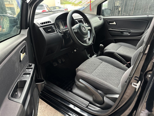 Volkswagen Fox 1.0 MI 8V FLEX 4P MANUAL