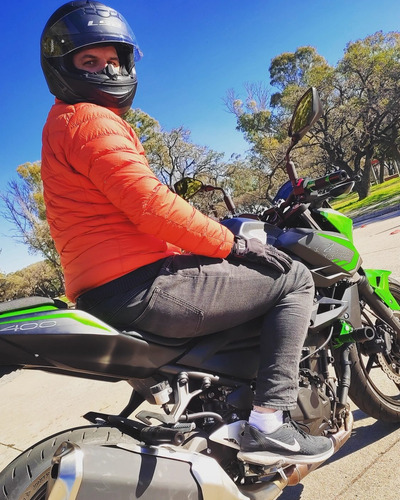 Imagen 7 de 9 de Clases Manejo Moto Alquiler 110 A 400cc Alquiler Examen