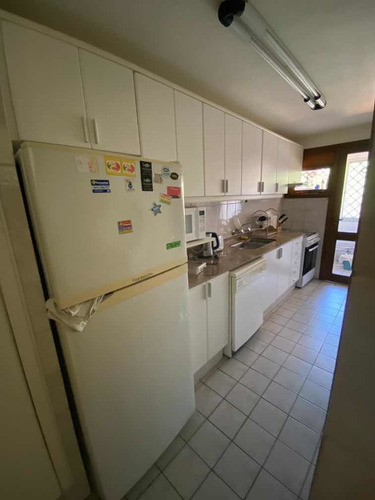 Apartamento De 3 Dormitorios En Venta- Punta Del Este