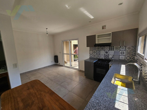 Casa 4 Ambientes En Venta - La Lonja - Saravi Al 3000 - Pilar -apto Crédito