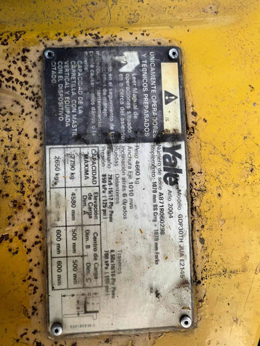 Imagen 2 de 15 de Autoelevador Yale 3tn Diesel Torre Triple C/desplazad Envios