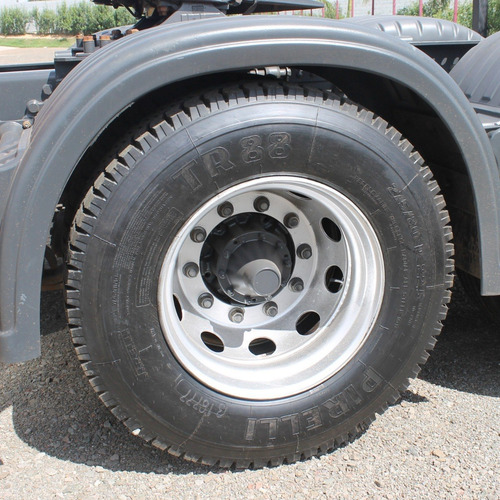 Imagem 6 de 25 de Scania R440 - 2013/14 - 6x2 - 2691