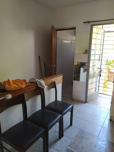 Imagen 8 de 22 de 1200 Venta Casa Ph C/renta 3 Plantas Piscina Parillero- Malvin