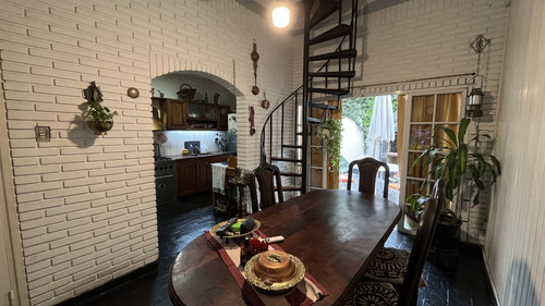 Venta Casa 6 Ambientes Ciudadela