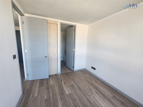 Departamento En Venta De 1d 1b. En Huechuraba. Sin Comisión