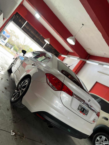 Imagen 13 de 15 de Citroën C4 2.0l 16v Tendance
