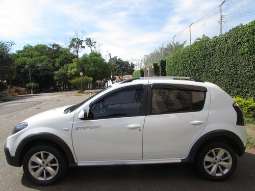 Renault Sandero 1.6 Stepway 16v Flex 4p Aut.