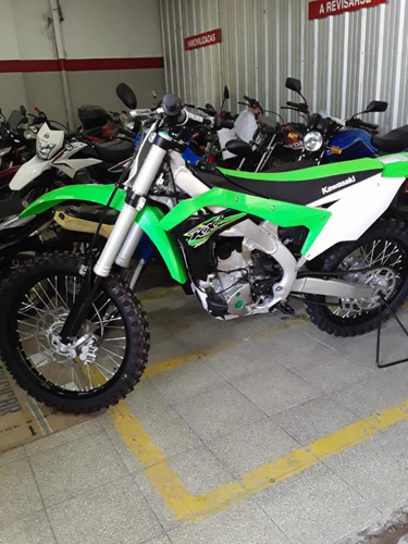 Imagen 4 de 5 de Kawasaki 250cc 4t